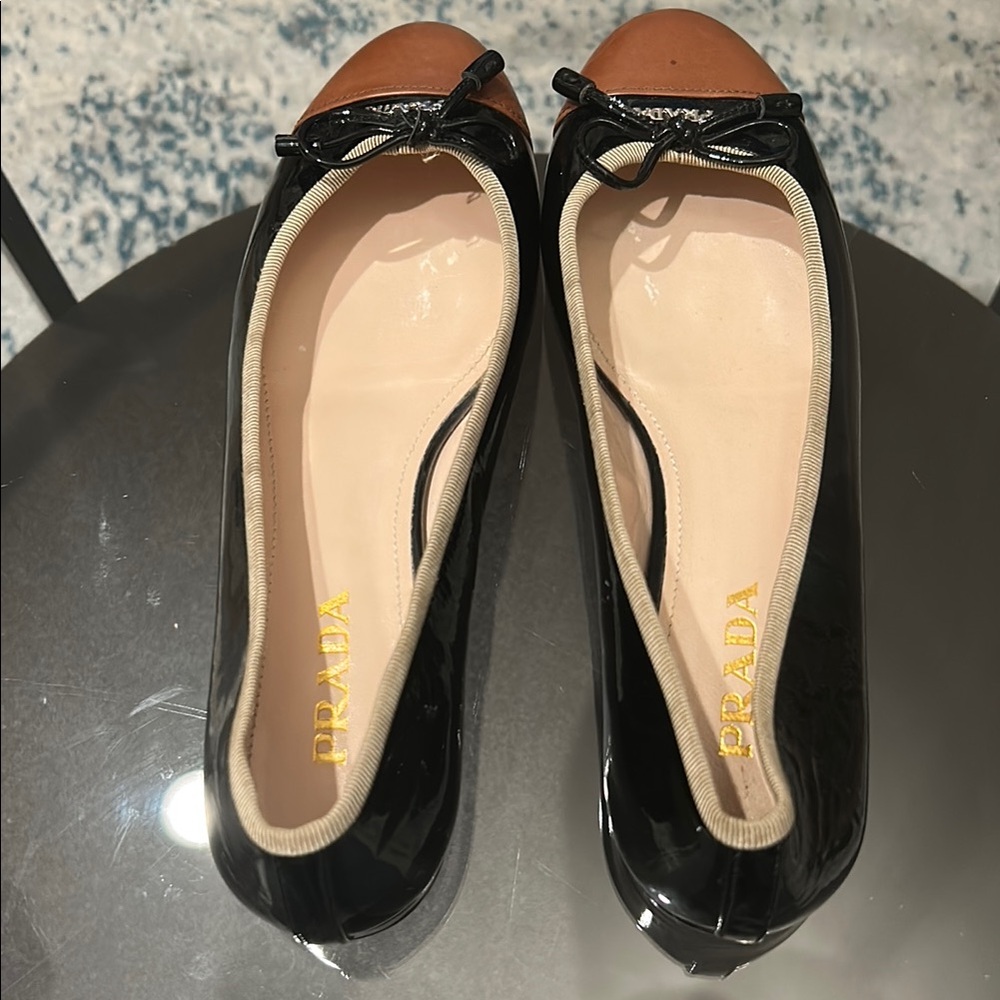 Prada Women's Black and Brown Ballet Flats